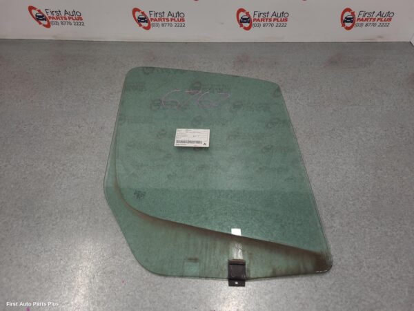 2015 MERCEDES SPRINTER Right Front Door Window