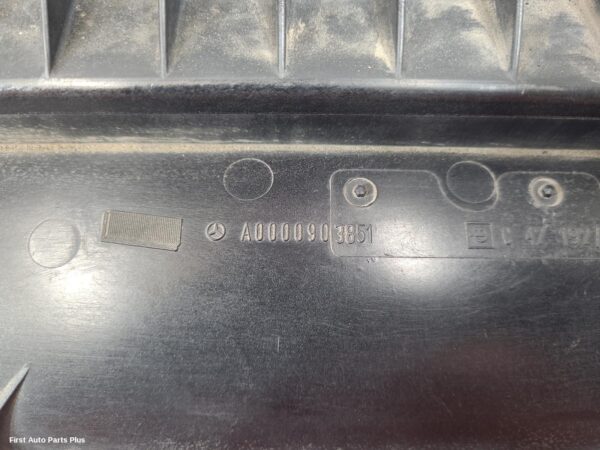 2014 MERCEDES VITO Air Cleaner/Box