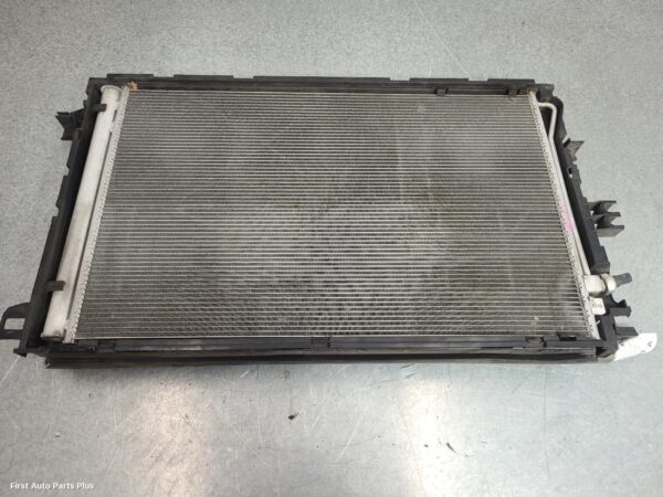 2021 MERCEDES VITO A/C Condenser