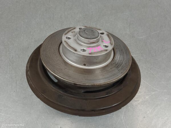 2021 RENAULT TRAFIC Left Rear Hub Assembly