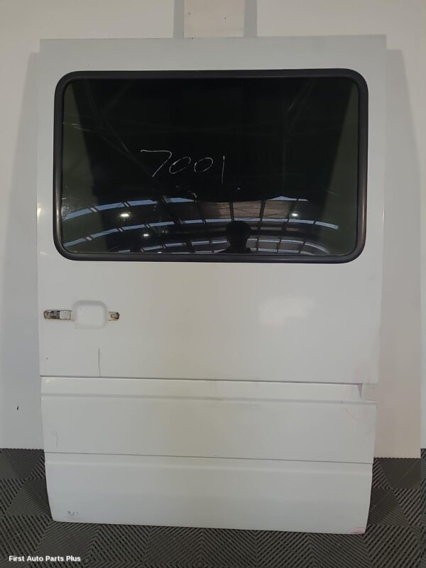 2002 MERCEDES SPRINTER Left Rear Door/Sliding
