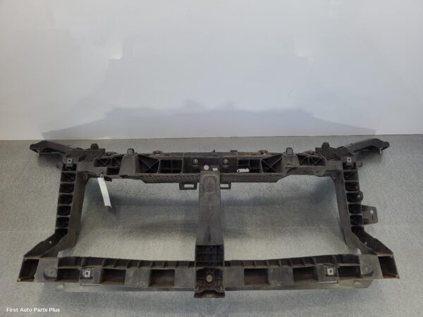 2017 RENAULT TRAFIC Radiator Support