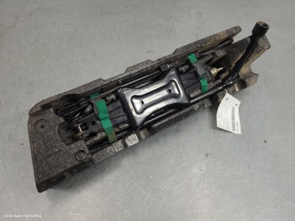 2005 FORD TRANSIT Jack/Tool Kit