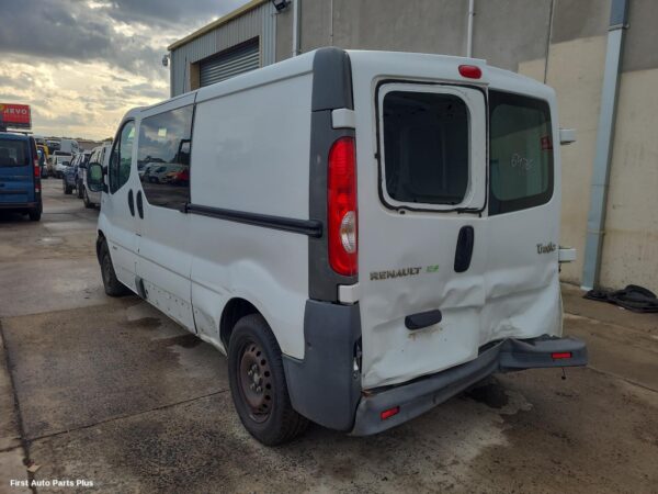 2014 RENAULT TRAFIC Left Rear Hub Assembly