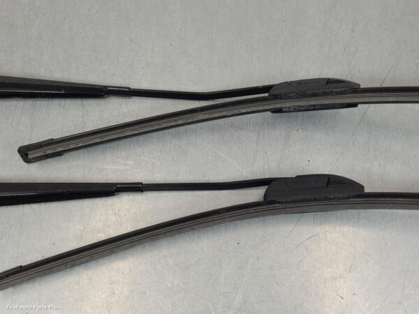 2023 FORD F SERIES Wiper Arm
