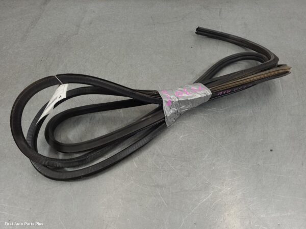 2004 MERCEDES SPRINTER Door/Tailgate Seal