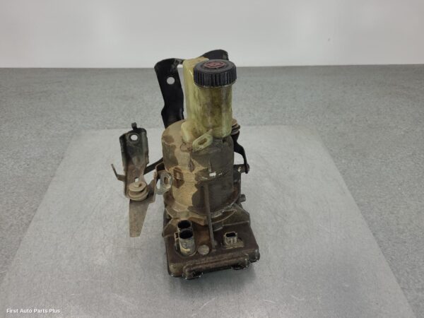 2016 RENAULT MASTER Steering Pump