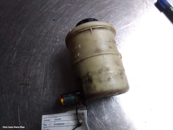 2018 RENAULT MASTER P/S Reservoir