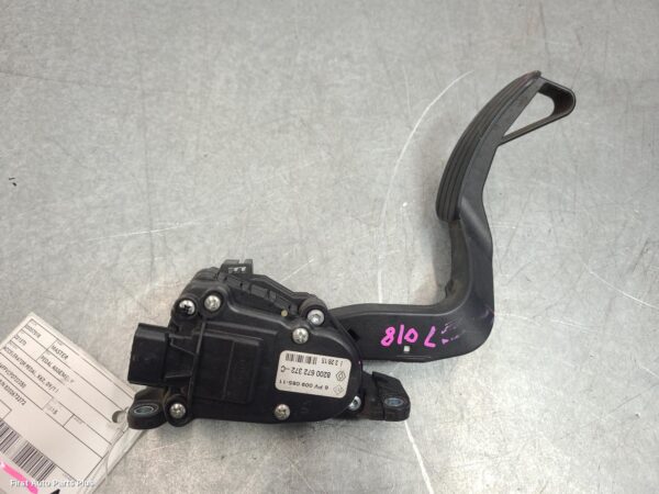 2015 RENAULT MASTER Pedal Assembly
