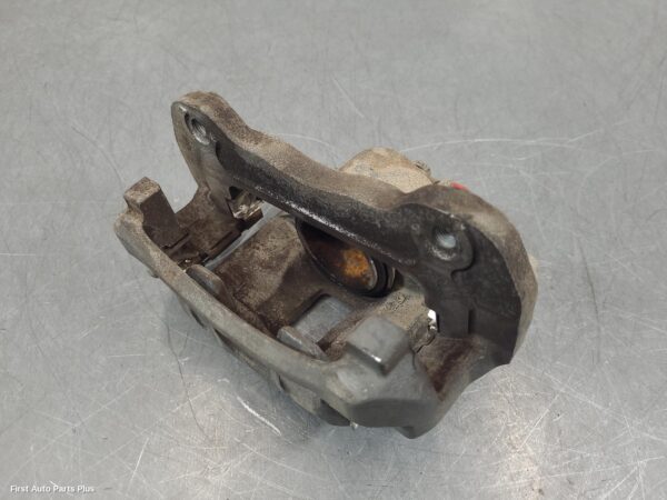 2017 MITSUBISHI TRITON Caliper