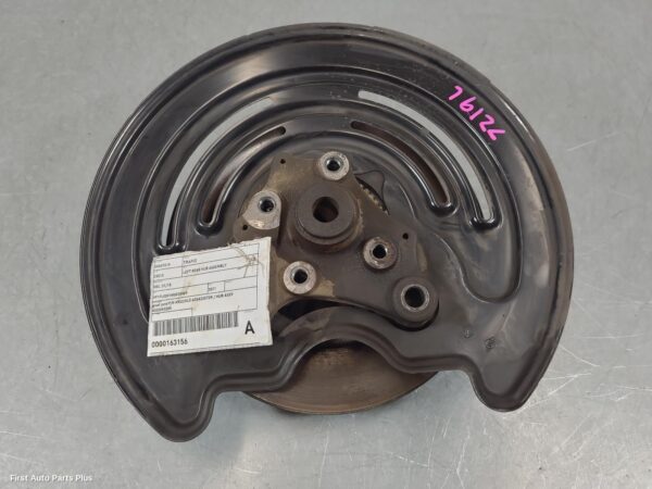 2021 RENAULT TRAFIC Left Rear Hub Assembly