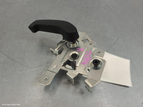 2024 RENAULT TRAFIC Door Handle