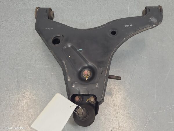 2017 MITSUBISHI TRITON Left Front Lower Control Arm