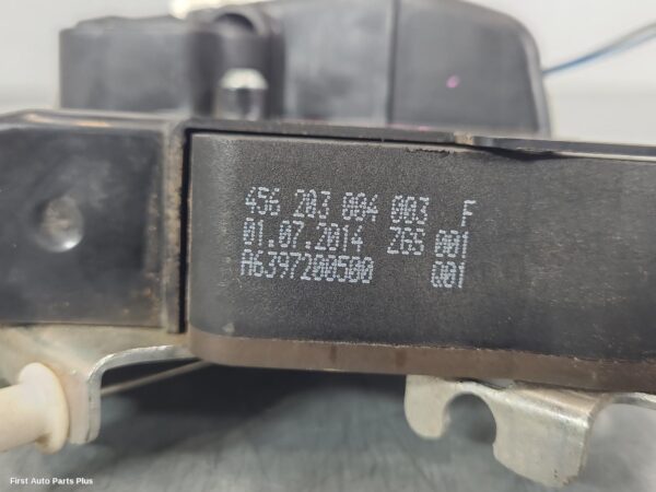 2006 MERCEDES VITO Door/Boot/Gate Lock