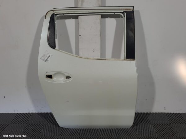 2017 NISSAN NAVARA RIGHT_REAR_DOOR_SLIDING