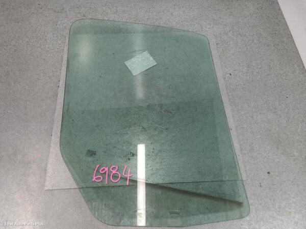 2013 VOLKSWAGEN CRAFTER Left Front Door Window