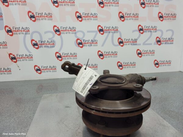 2015 RENAULT MASTER Right Front Hub Assembly