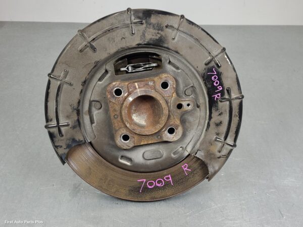 2023 LDV DELIVER 9 Right Rear Hub Assembly