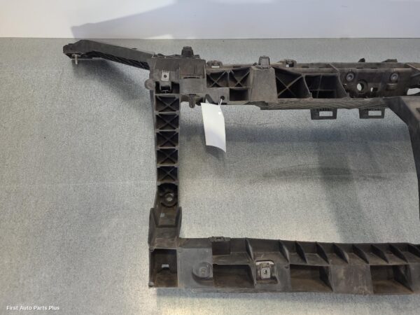 2017 RENAULT TRAFIC Radiator Support