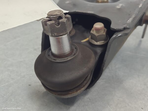 2017 MITSUBISHI TRITON Left Front Lower Control Arm