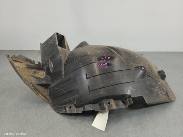 2024 MERCEDES SPRINTER Left Guard Liner