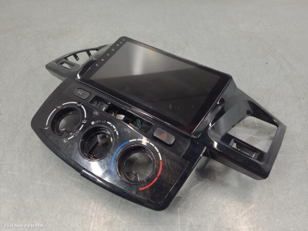 2006 TOYOTA HILUX Radio/Cd/Dvd/Sat/Tv