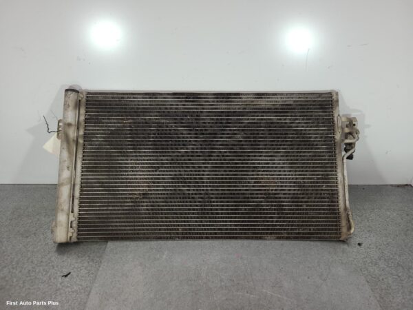 2009 MERCEDES VITO A/C Condenser