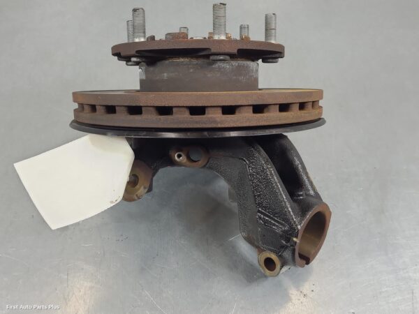 2023 LDV DELIVER 9 Left Front Hub Assembly