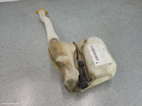 2016 RENAULT MASTER Washer Bottle