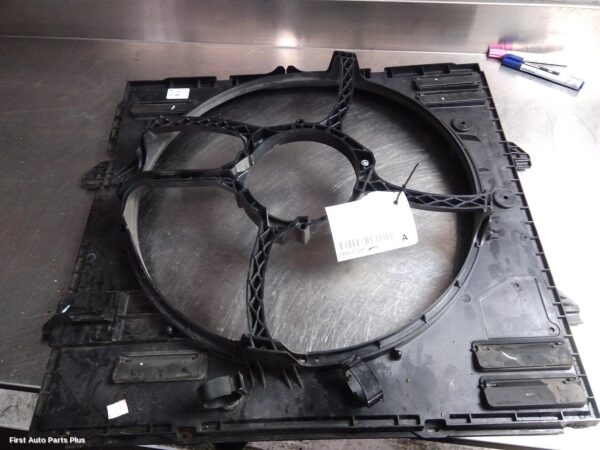 2020 VOLKSWAGEN AMAROK Fan Shroud