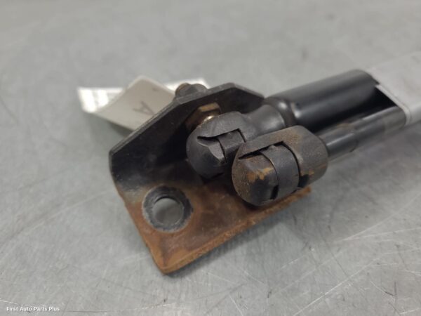 2006 MERCEDES VIANO Hatch Strut