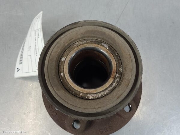 2016 RENAULT MASTER Right Rear Hub Assembly