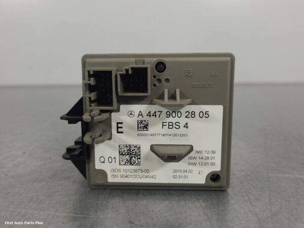2016 MERCEDES VITO Ignition W/ Key