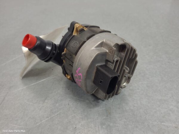 2023 MERCEDES SPRINTER Water Pipes/Outlets