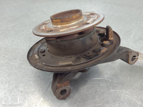 2023 MERCEDES VITO Left Rear Hub Assembly