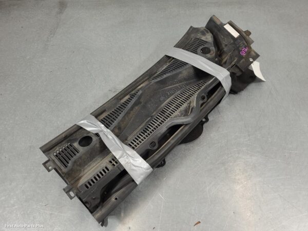2019 FORD RANGER Plenum Chamber