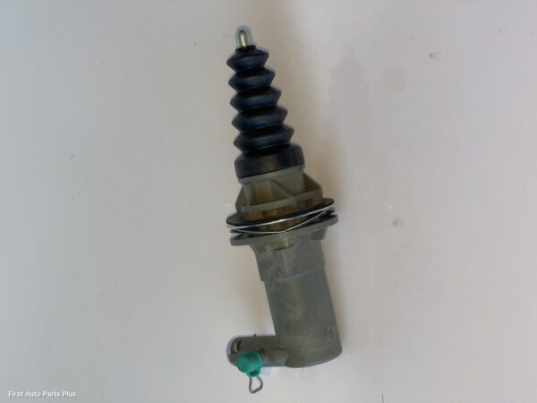 2005 FORD TRANSIT Slave Cylinder