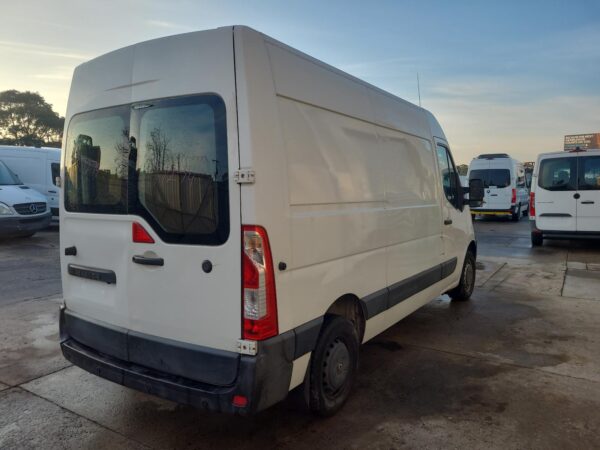 Renault Master X62 Right Guard Liner 2011–2020 - Image 9