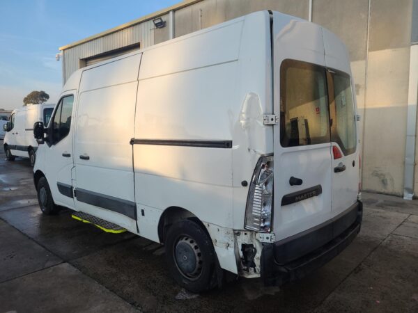 Renault Master X62 Right Guard Liner 2011–2020 - Image 8