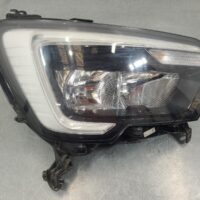 Renault Master X62 Right Headlamp with Halogen 2020–Present