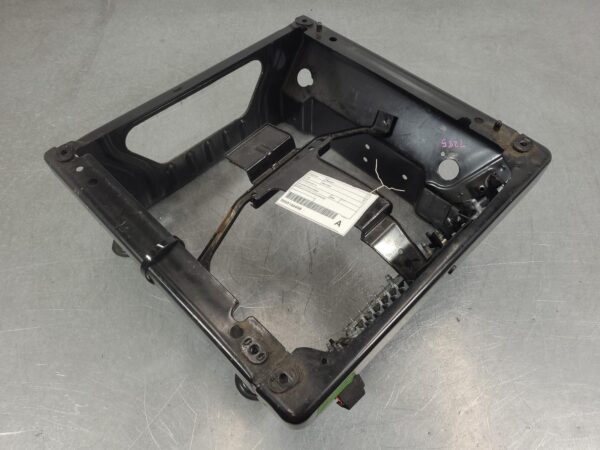 Ford Transit Seat Box Vm 07/06-02/14 2006–2014 - Image 3