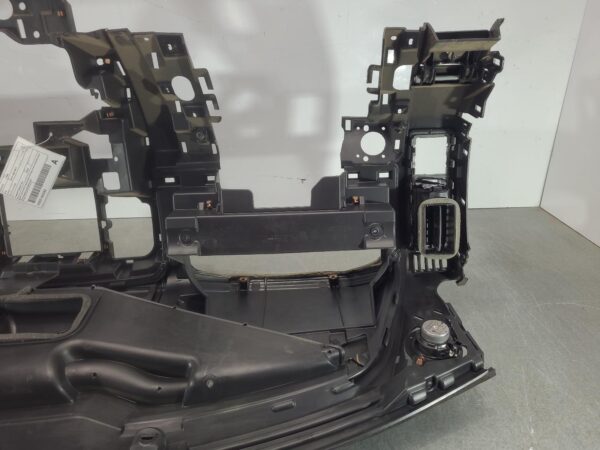 RAM 1500 DS Dash Assembly 2016–2023 - Image 9