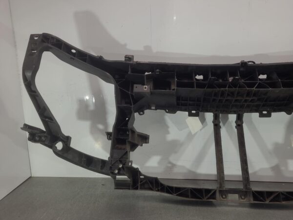 Renault Master X62 Radiator Support 2020–Present - Image 5