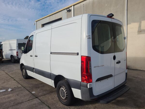 Mercedes Sprinter VS30 2.1L Turbo-Diesel Engine Turbo Fwd 2018–2022 - Image 6