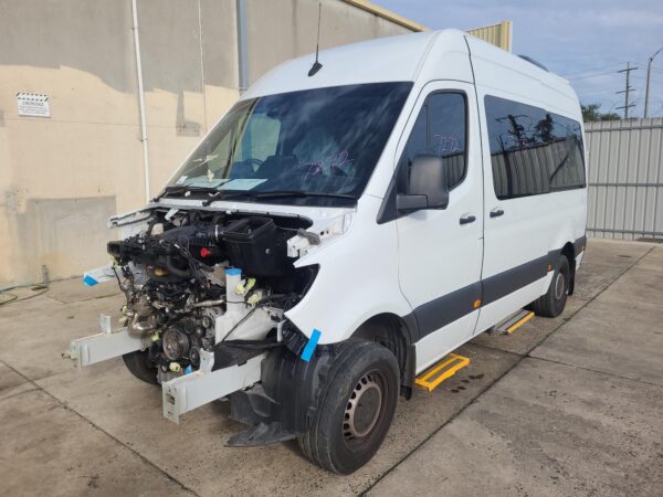 MERCEDES SPRINTER 2018-2026 REAR DIFF ASSEMBLY VS30, RATIO 3.923, 05/18- - Image 9