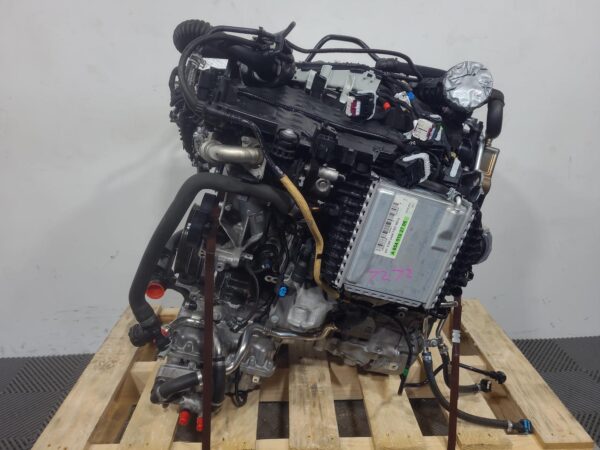 Mercedes Sprinter VS30 2.0L Turbo-Diesel Engine 2022–Present - Image 2