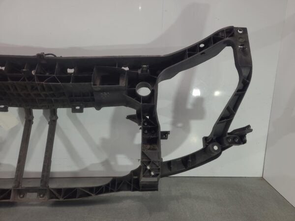 Renault Master X62 Radiator Support 2020–Present - Image 6