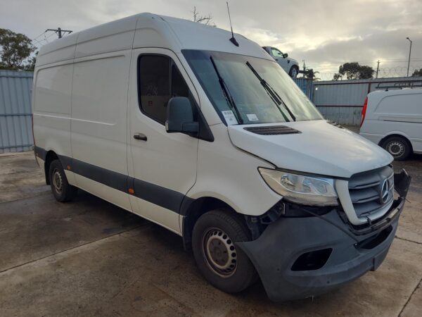 MERCEDES SPRINTER 2018-2025 CAMERA VS30, BLIND SPOT MONITOR SENSOR (LH REAR BEHI - Image 10