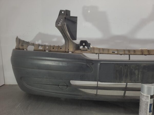 Mercedes Vito 639 Front Bumper without Park Sensors/Washers 2004–2011 - Image 2