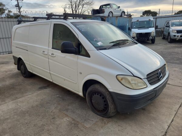 Mercedes Vito 639 Front Bumper without Park Sensors/Washers 2004–2011 - Image 10
